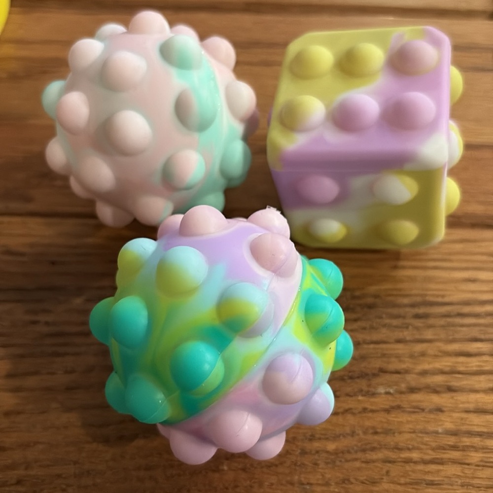 Fidget Toy Bundle - Picture 6 of 13